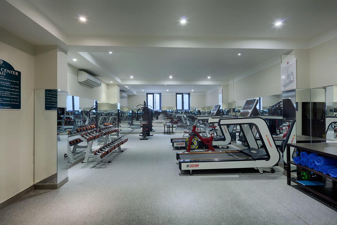 Little Riverside Hoi An . A Luxury Hotel & Spa Exteriér fotografie The gym at the University of Westminster, Harrow Campus