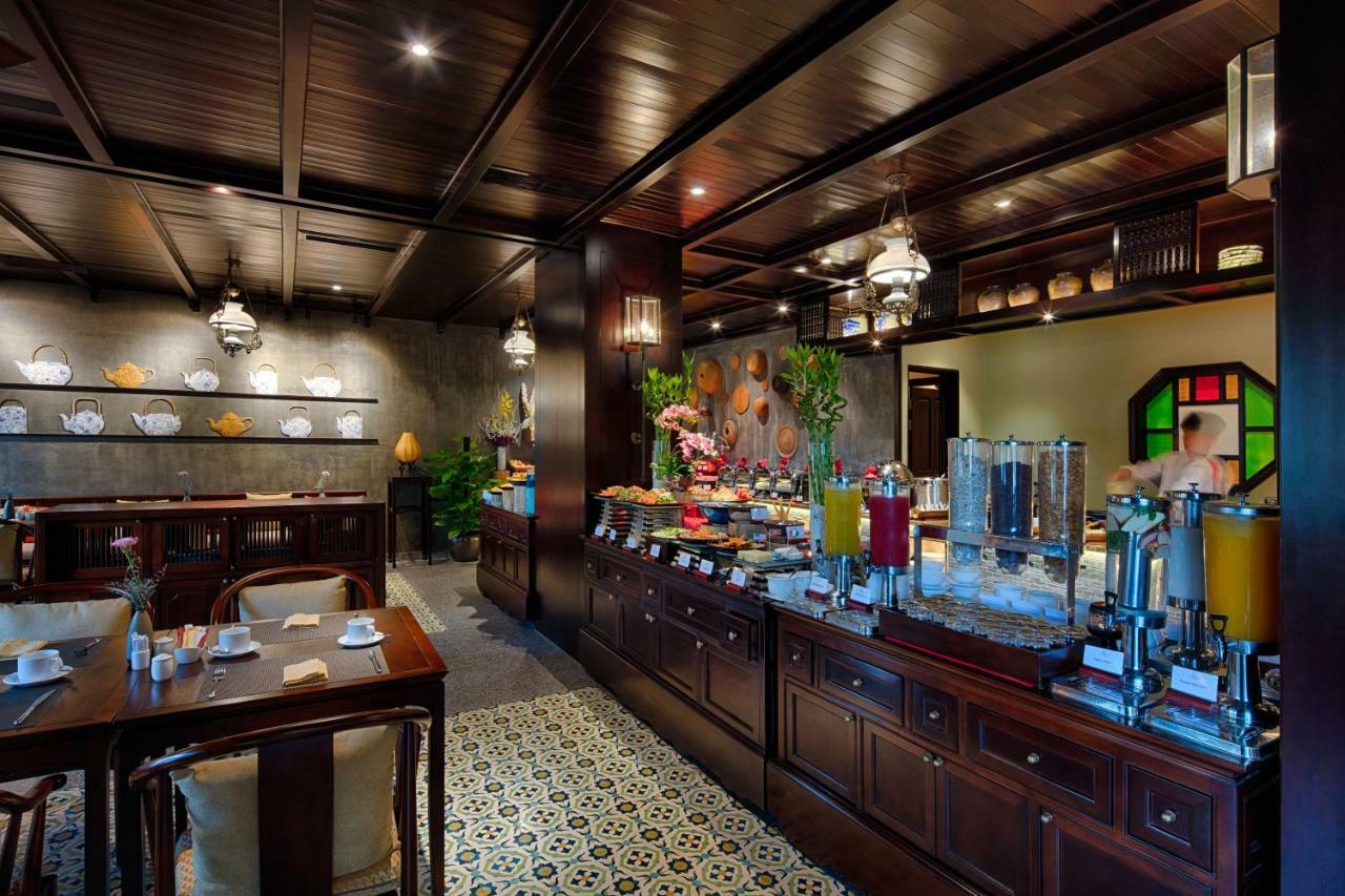 Little Riverside Hoi An . A Luxury Hotel & Spa Exteriér fotografie The interior of the restaurant